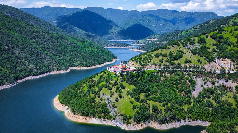 Язовирите-и-езерата-на-България