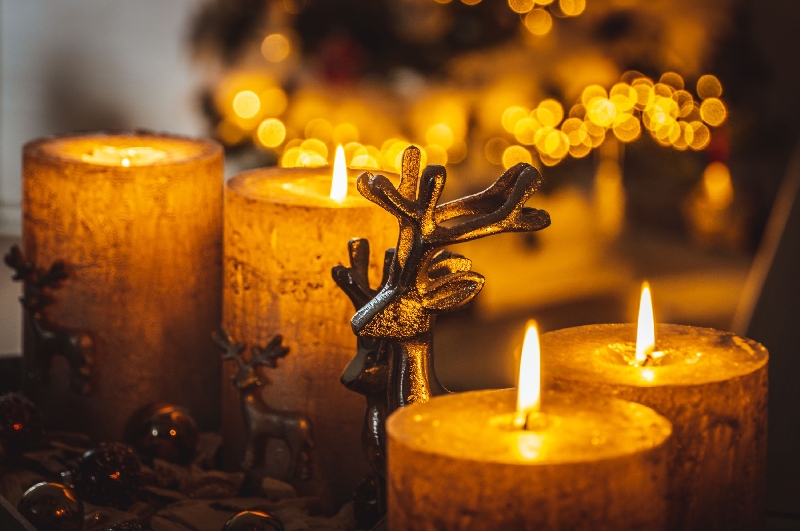 Коледната-свещ
