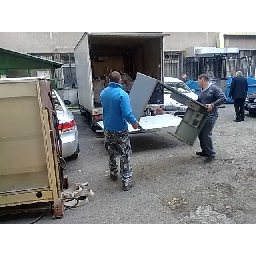 Почистване-на-дворове-гаражи-и-складове-от-отпадъци-в-София-и-област